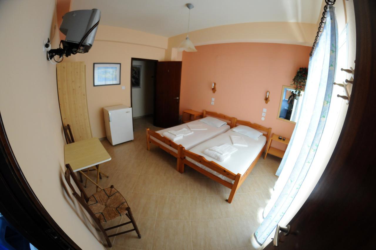 Nefeli Rooms Pefki  Habitación foto