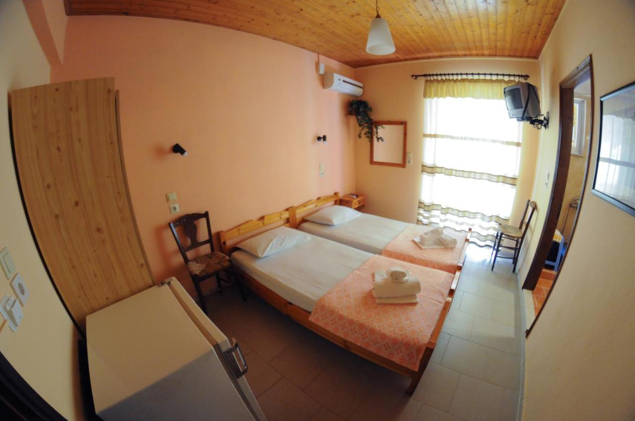 Nefeli Rooms Pefki  Habitación foto